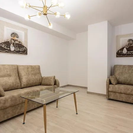 아파트 Center Deluxe Ii