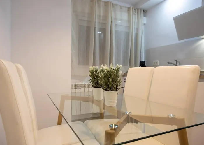 Appartement Center Deluxe Ii *