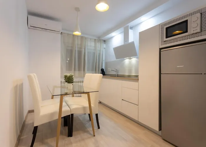 Center Deluxe Ii Daire Granada